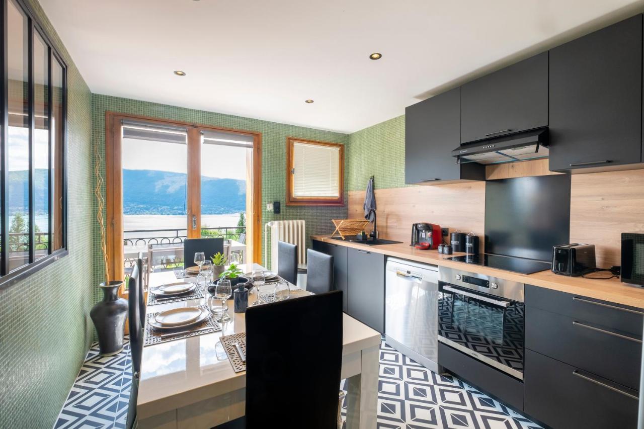 T4 Avec Vue Imprenable Sur Le Lac D'Annecy Apartment Veyrier-du-Lac Exterior photo